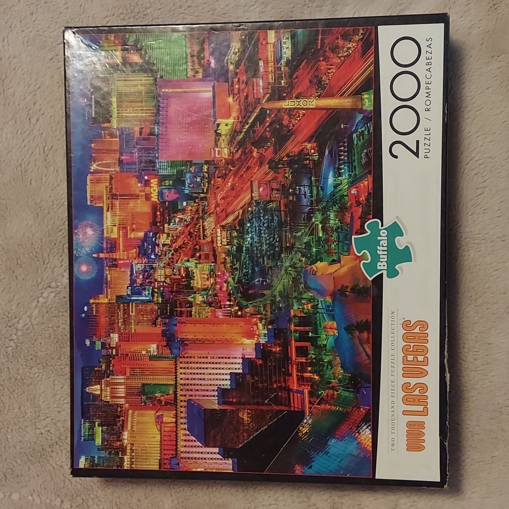NWT Viva Las Vegas Puzzle 2000 Pieces UNOPENED Buffalo Brand